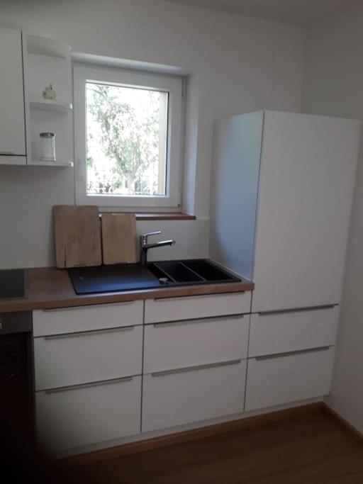גוטנהיים Ferienwohnung Im Gruenen מראה חיצוני תמונה